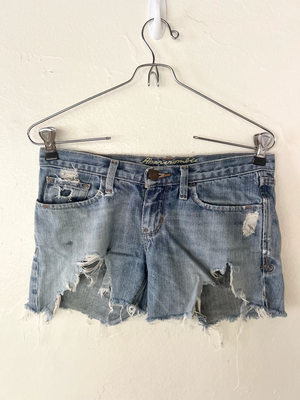 Vintage Y2K Abercrombie & Fitch Cut Off Jean Shorty Shorts Size 00